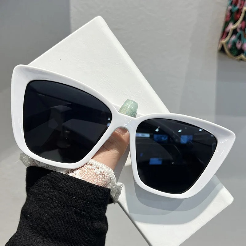 Trendy Cat Eye Sunglasses for  - огляд і ціна Sunglasses Cat Eye